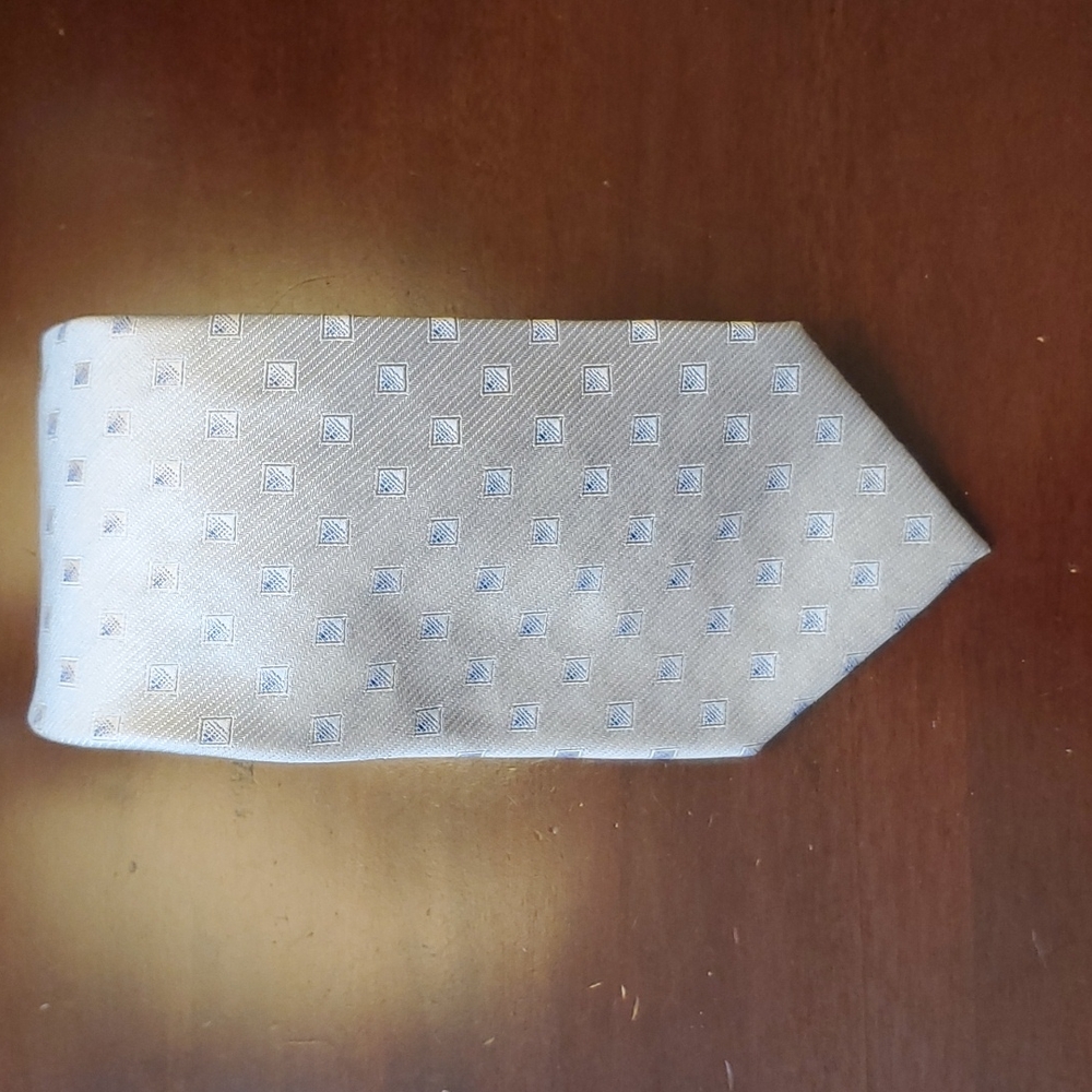 NWT DKNY gray silver tie